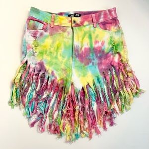 JC&JQ Fringe Bottom Jean Shorts Tie-die Size juniors XL or Woman’s L